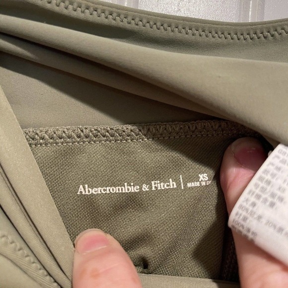 Abercrombie and Fitch Green Ribbed Bike Shorts Womens XS - Picture 2 of 4